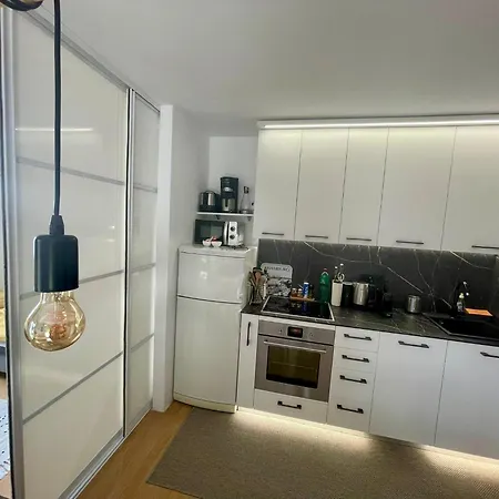 Sara Apartament Brela